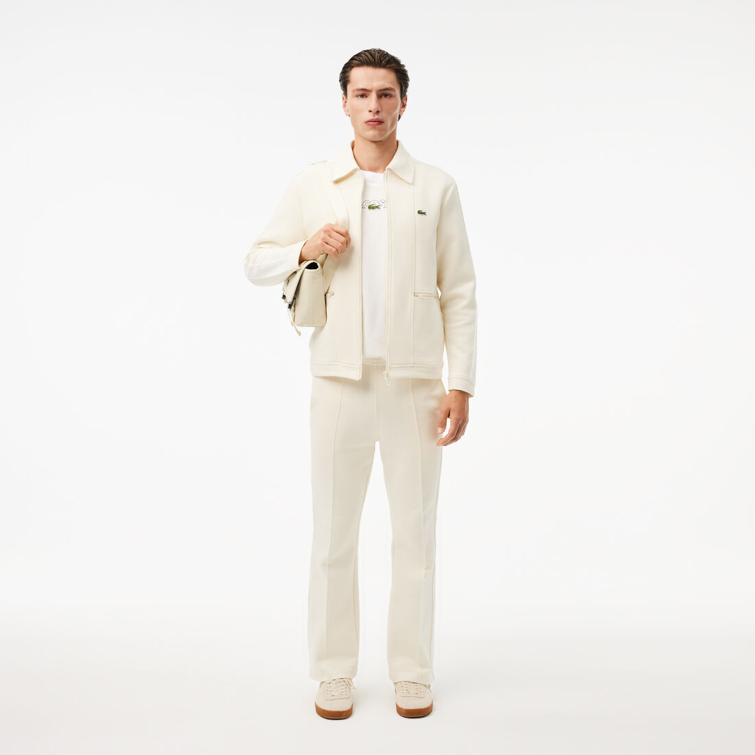 تيشيرت مطرز صناعة فرنسية تيشيرت مطرز صناعة فرنسية