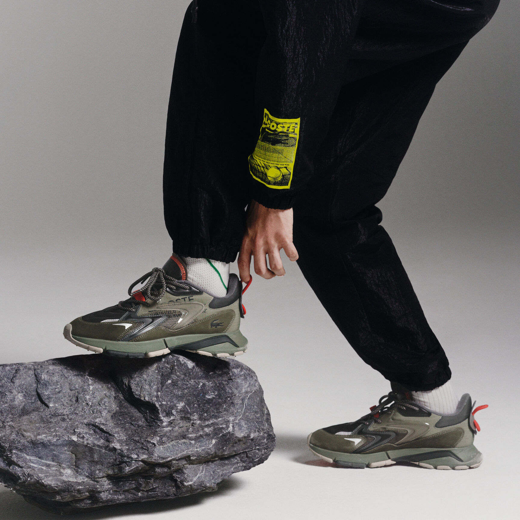 حذاء رياضي L003 نيو تيك للرجال