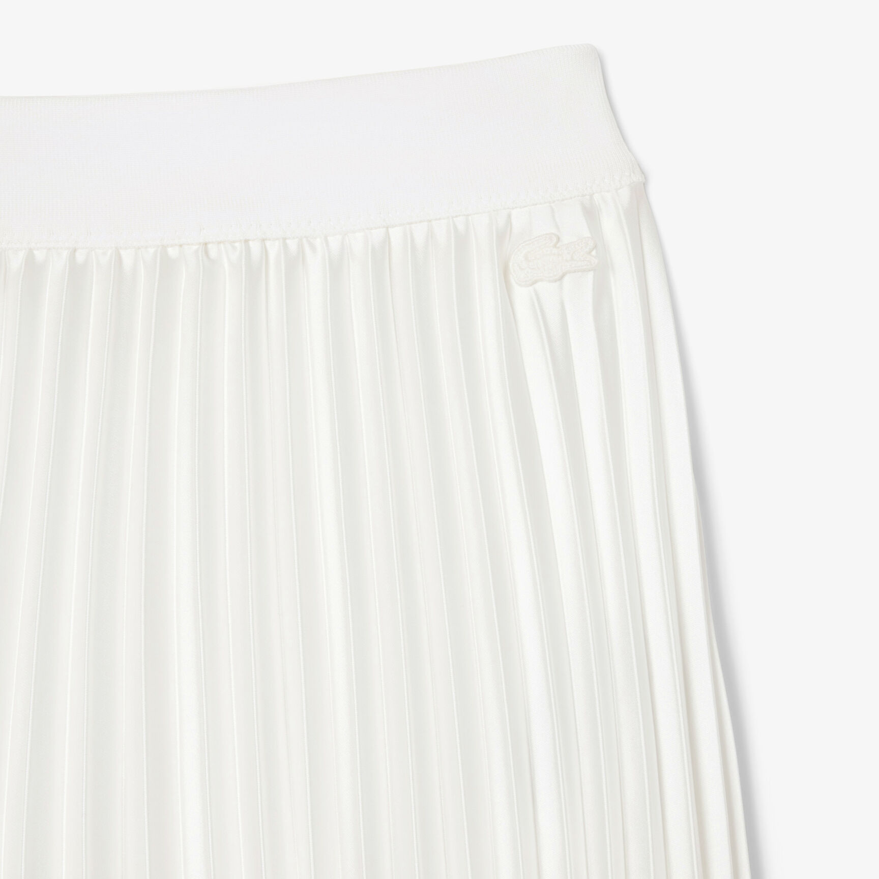 تنورة ميدي من الساتان المطوي تنورة ميدي من الساتان المطوي