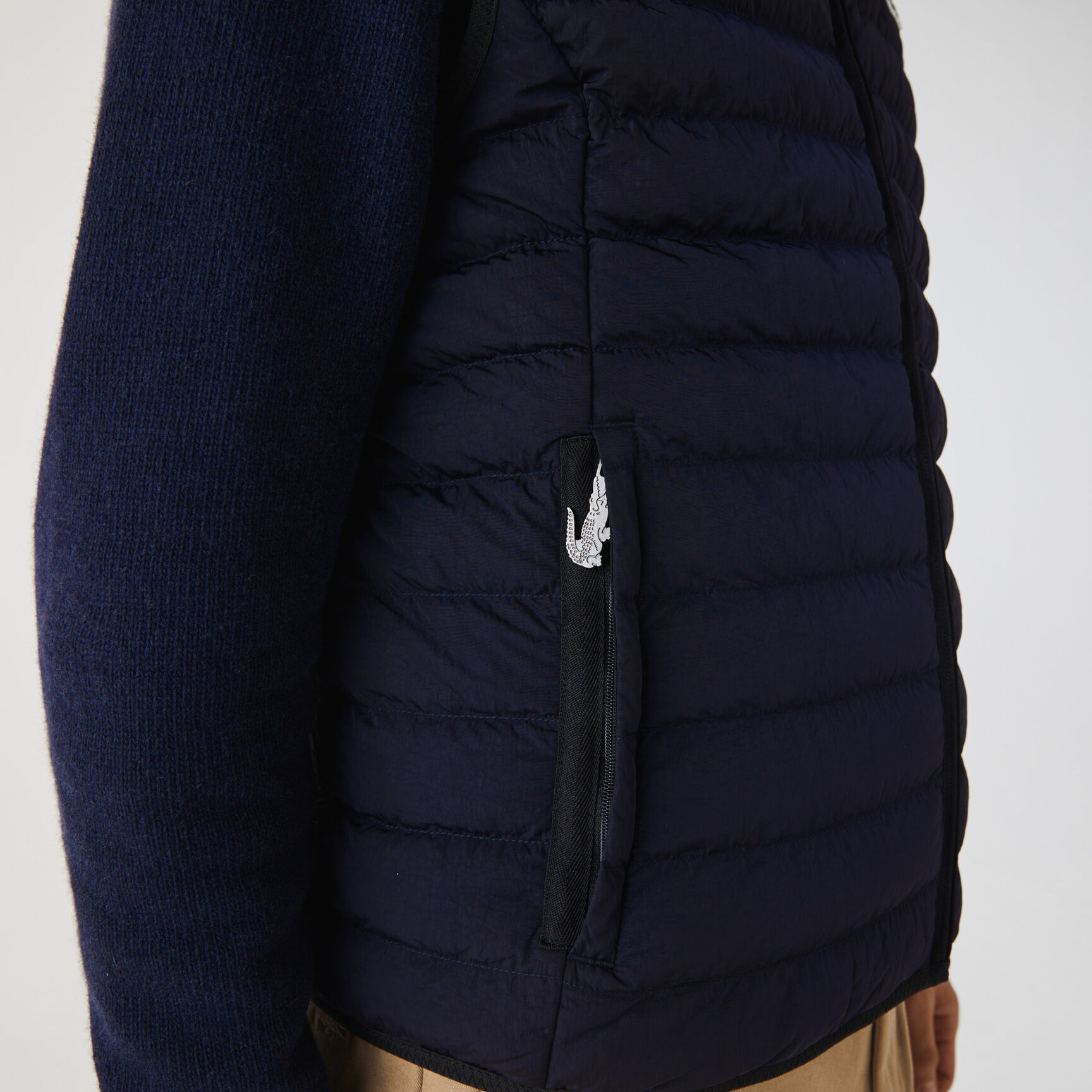 جاكيت منفوخ قابل للطي بقماش خفيف الوزن مقاوم للماء للرجال