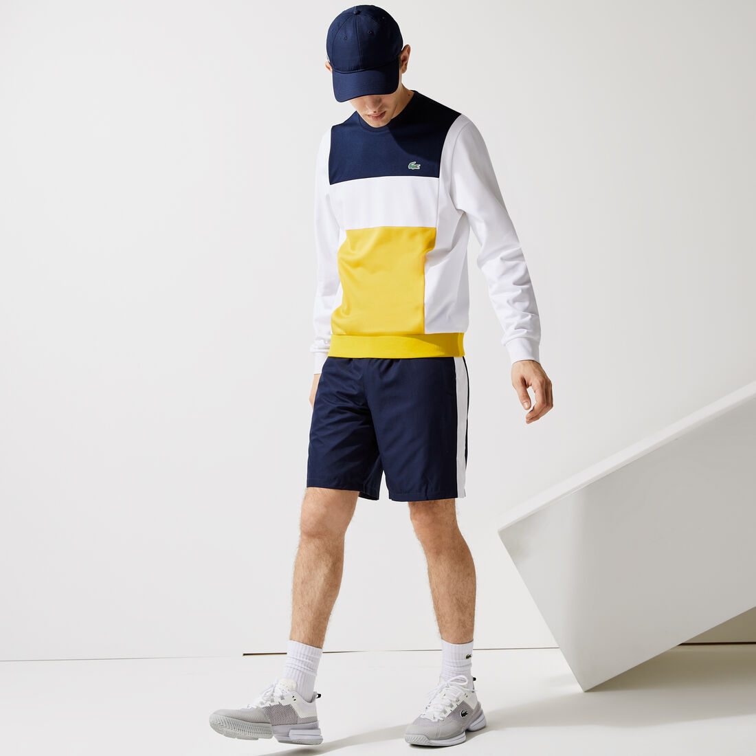 Men’s Lacoste SPORT Resistant Colorblock Piqué Sweatshirt Men’s Lacoste SPORT Resistant Colorblock Piqué Sweatshirt