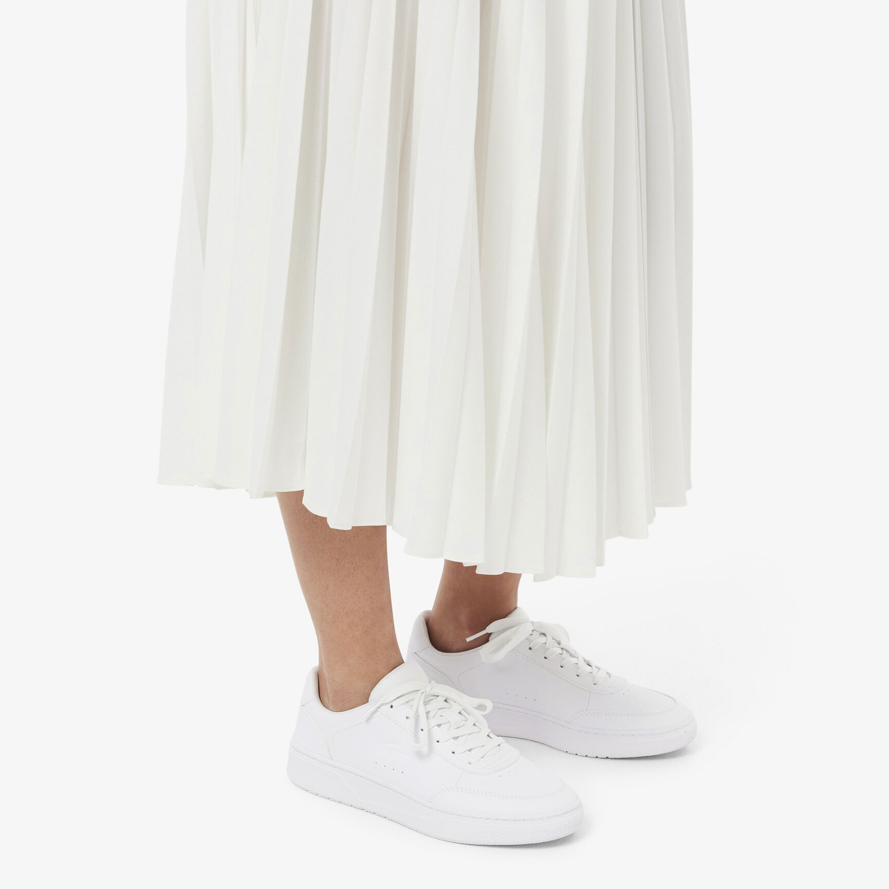 Women's Court Pro Sneakers