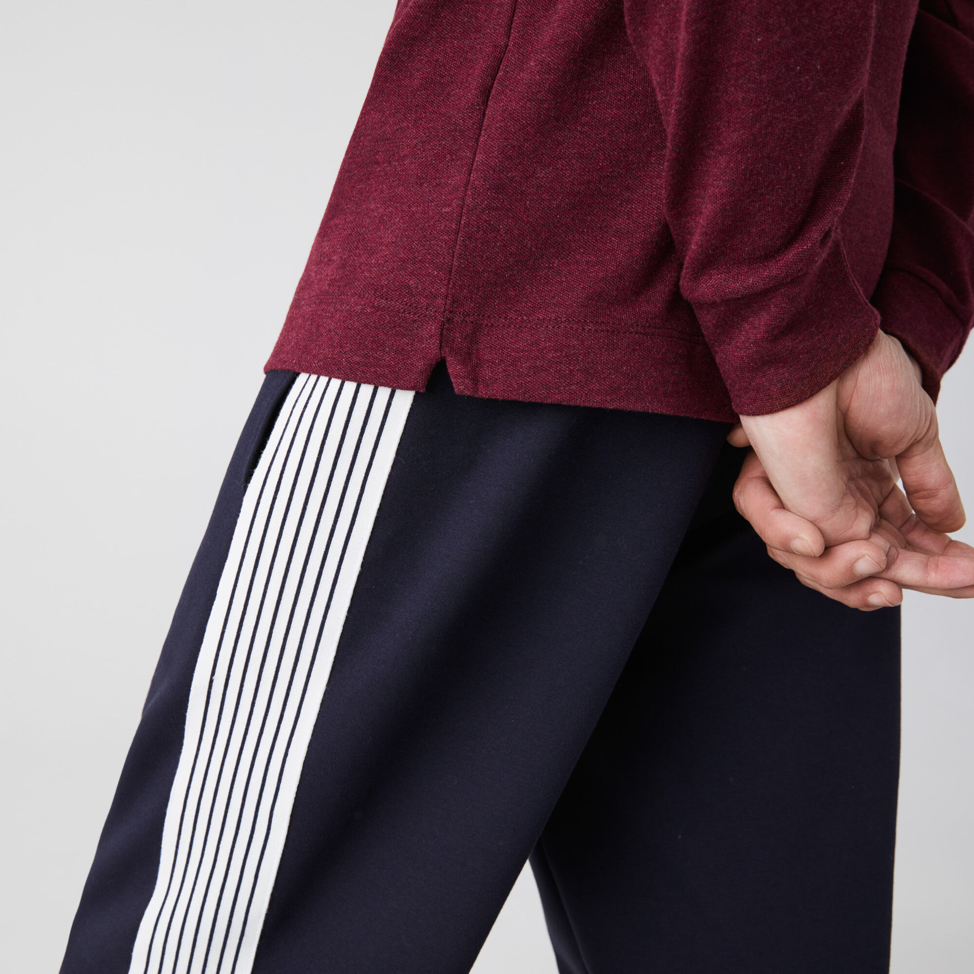 تيشيرت بولو مطاطي بقصة كلاسيكية وأكمام طويلة للرجال مجموعة Lacoste Paris تيشيرت بولو مطاطي بقصة كلاسيكية وأكمام طويلة للرجال مجموعة Lacoste Paris