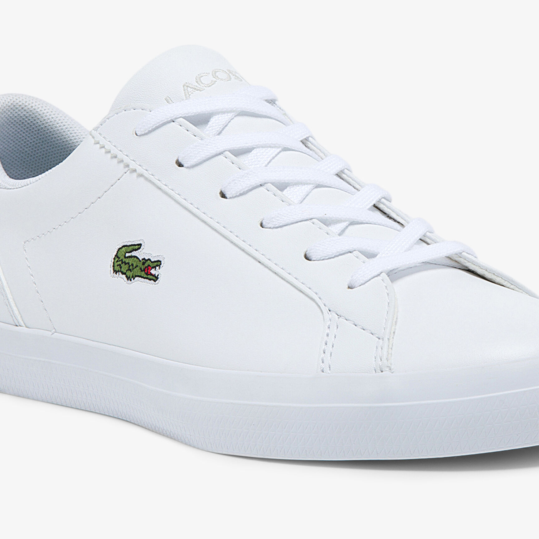 سنيكرز ليروند جلد بارز وخامات صناعية للنساء