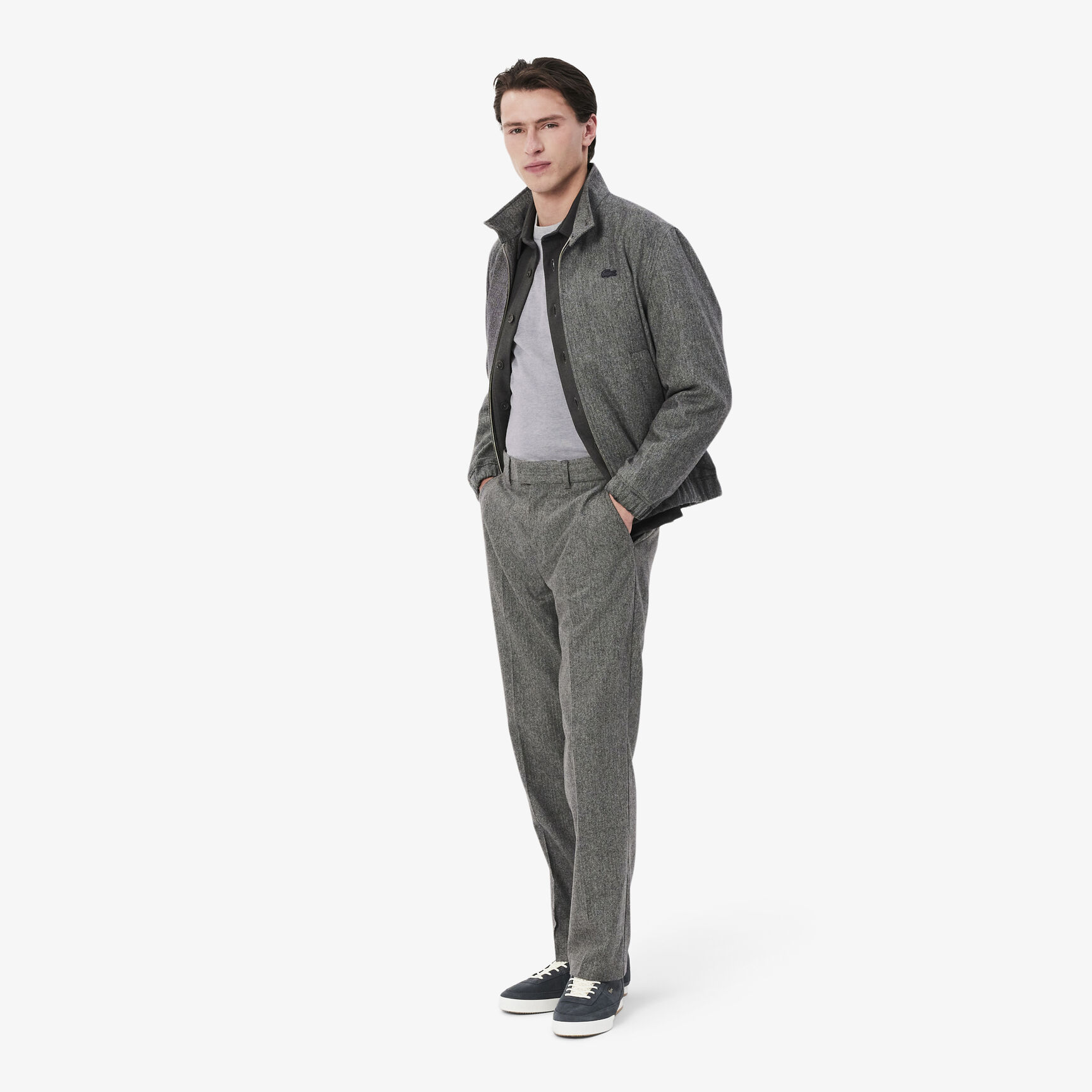 سترة قطنية أحادية اللون بياقة دائرية