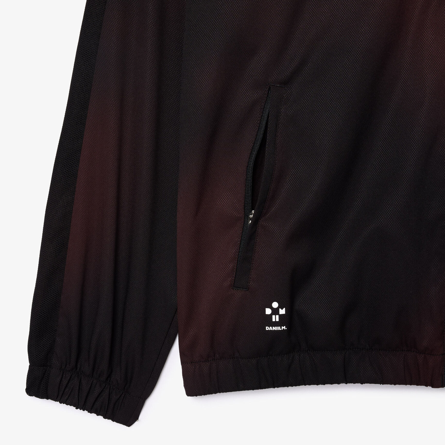 بدلة رياضية من لاكوست تنس × دانييل ميدفيديف بدلة رياضية من لاكوست تنس × دانييل ميدفيديف