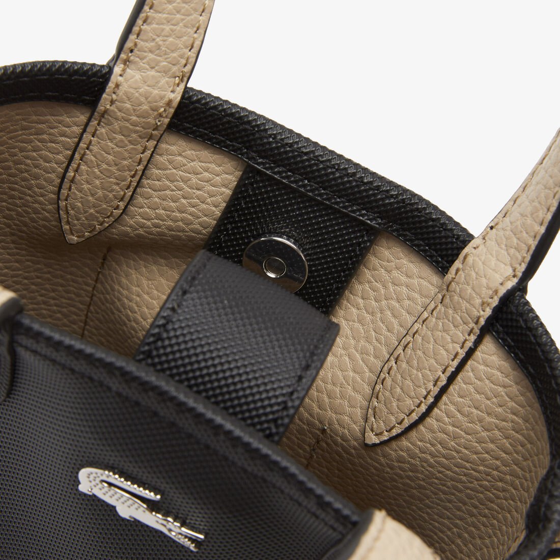 Women's Anna Signature Petit Pique Reversible Shoulder Bag Women's Anna Signature Petit Pique Reversible Shoulder Bag