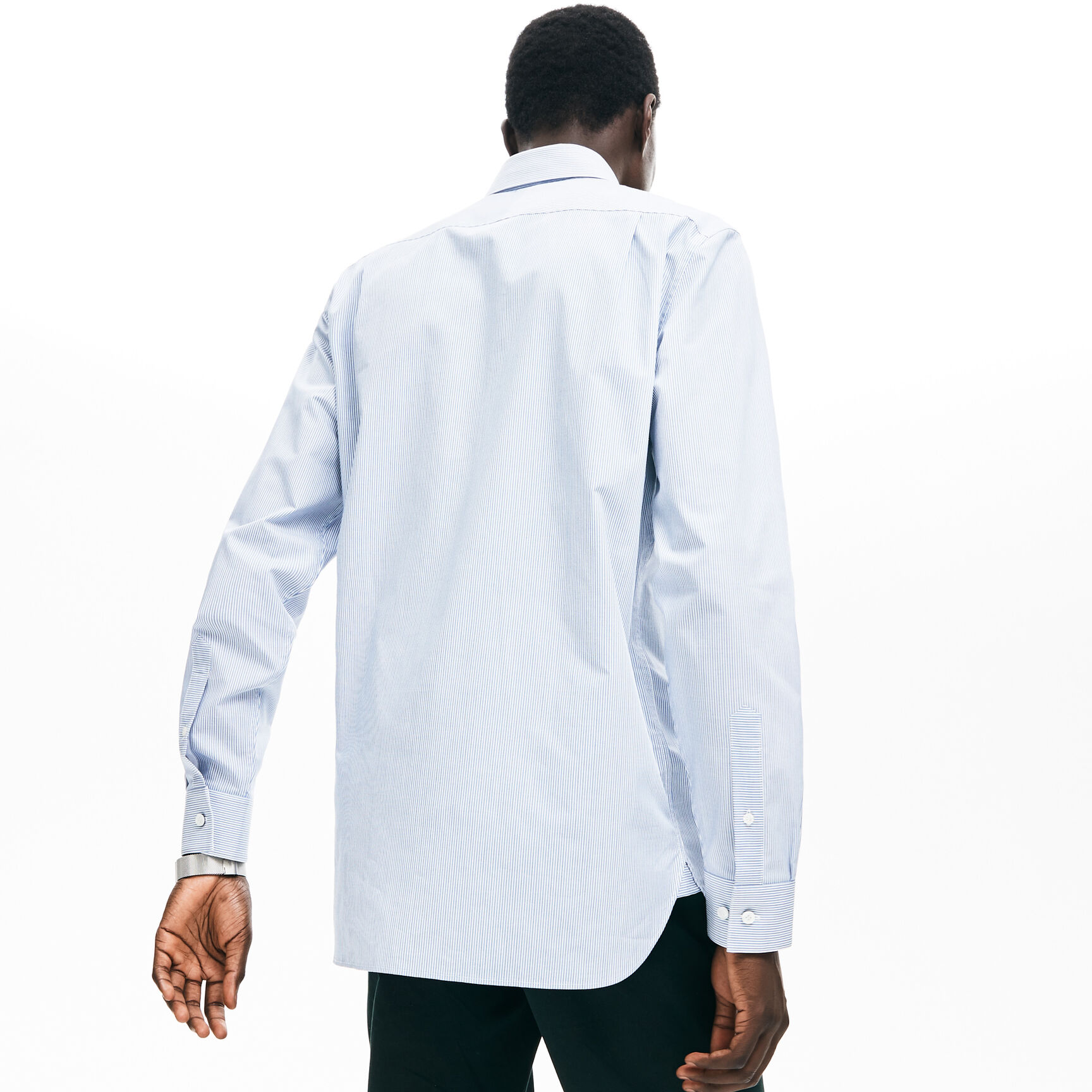 قميص رجالي من قطن البوبلين بقصة عادية وخطوط طولية قميص رجالي من قطن البوبلين بقصة عادية وخطوط طولية