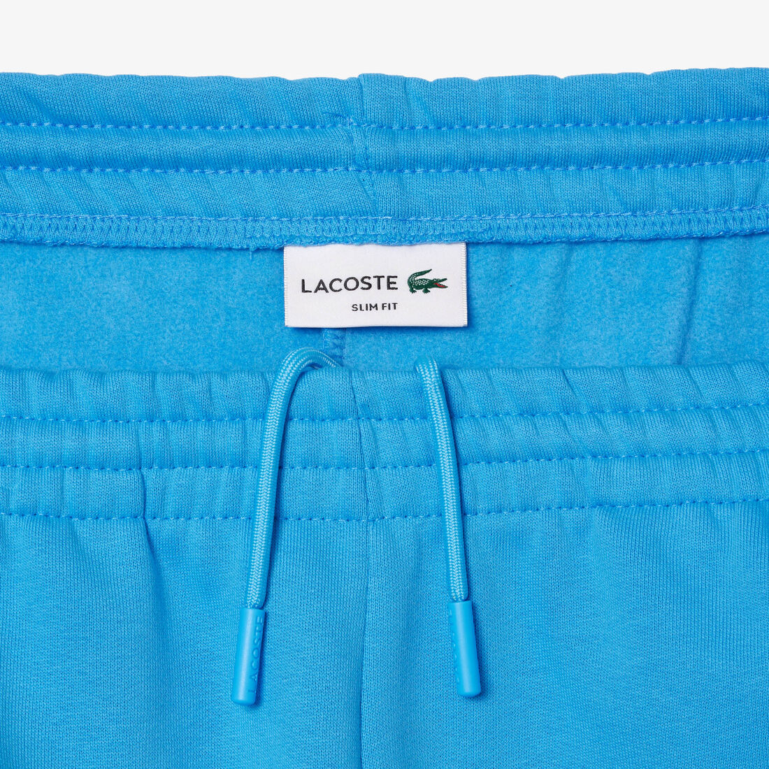 بنطال رياضي بقصة ضيقة بنطال رياضي بقصة ضيقة