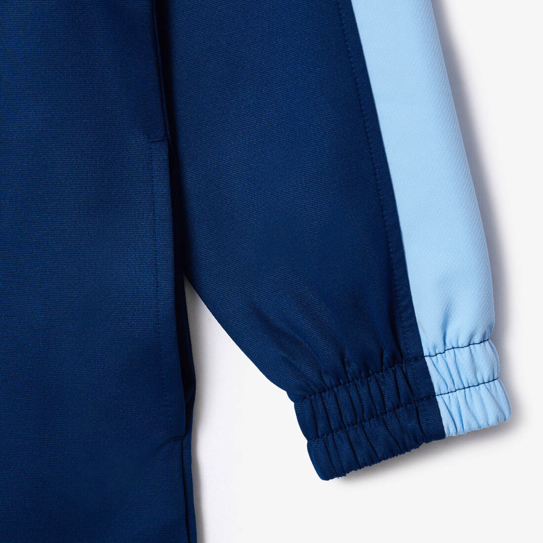 فستان من النوع الثقيل متشابك الألوان فستان من النوع الثقيل متشابك الألوان