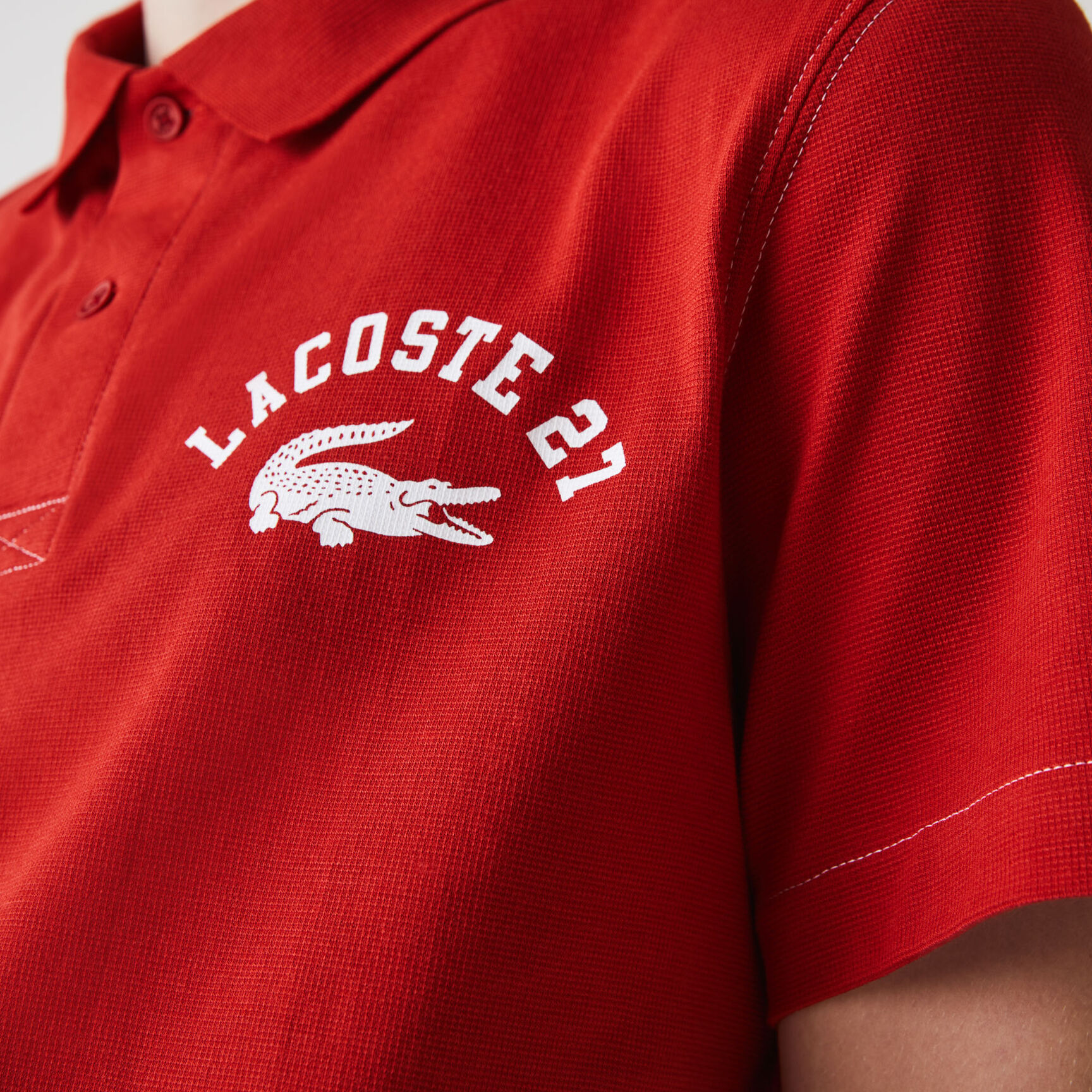 تيشيرت بولو لاكوست نسيج خفيف بقصة عادية وشعار الماركة للرجال تيشيرت بولو لاكوست نسيج خفيف بقصة عادية وشعار الماركة للرجال