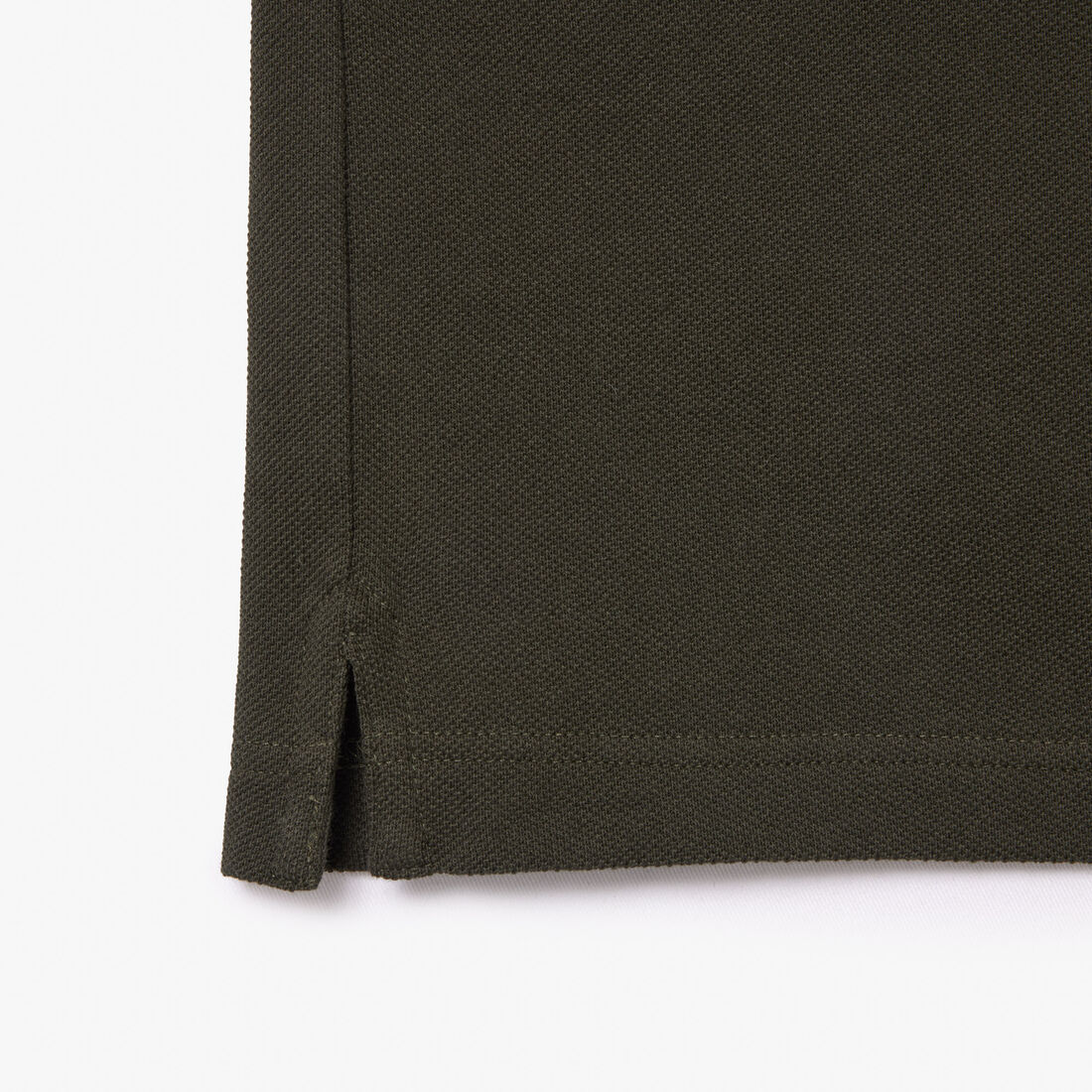 قميص بولو بيكيه بقصة ضيقة L.12.12 قميص بولو بيكيه بقصة ضيقة L.12.12