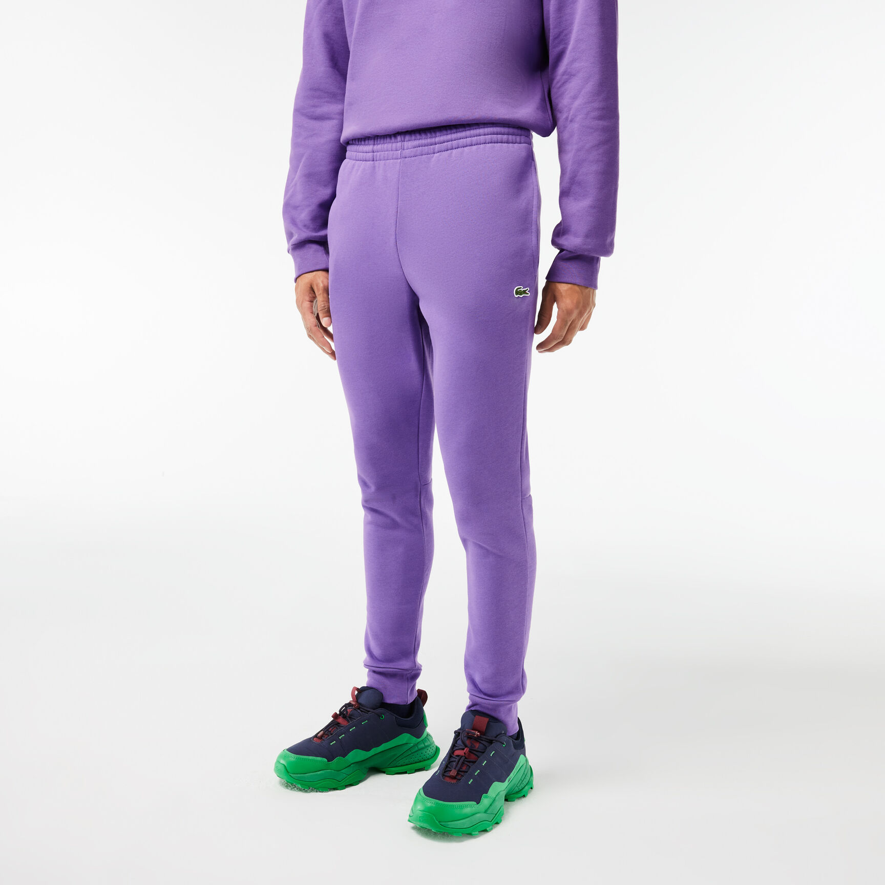 بنطال رياضي بقصة ضيقة بنطال رياضي بقصة ضيقة