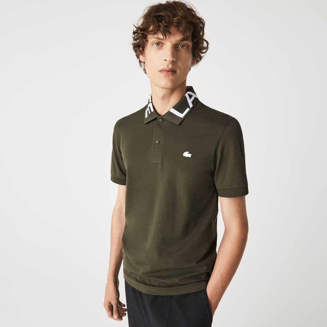 Men&rsquo;s Lacoste Slim Fit Lettered Neck Light Breathable Piqu&eacute; Polo Shirt