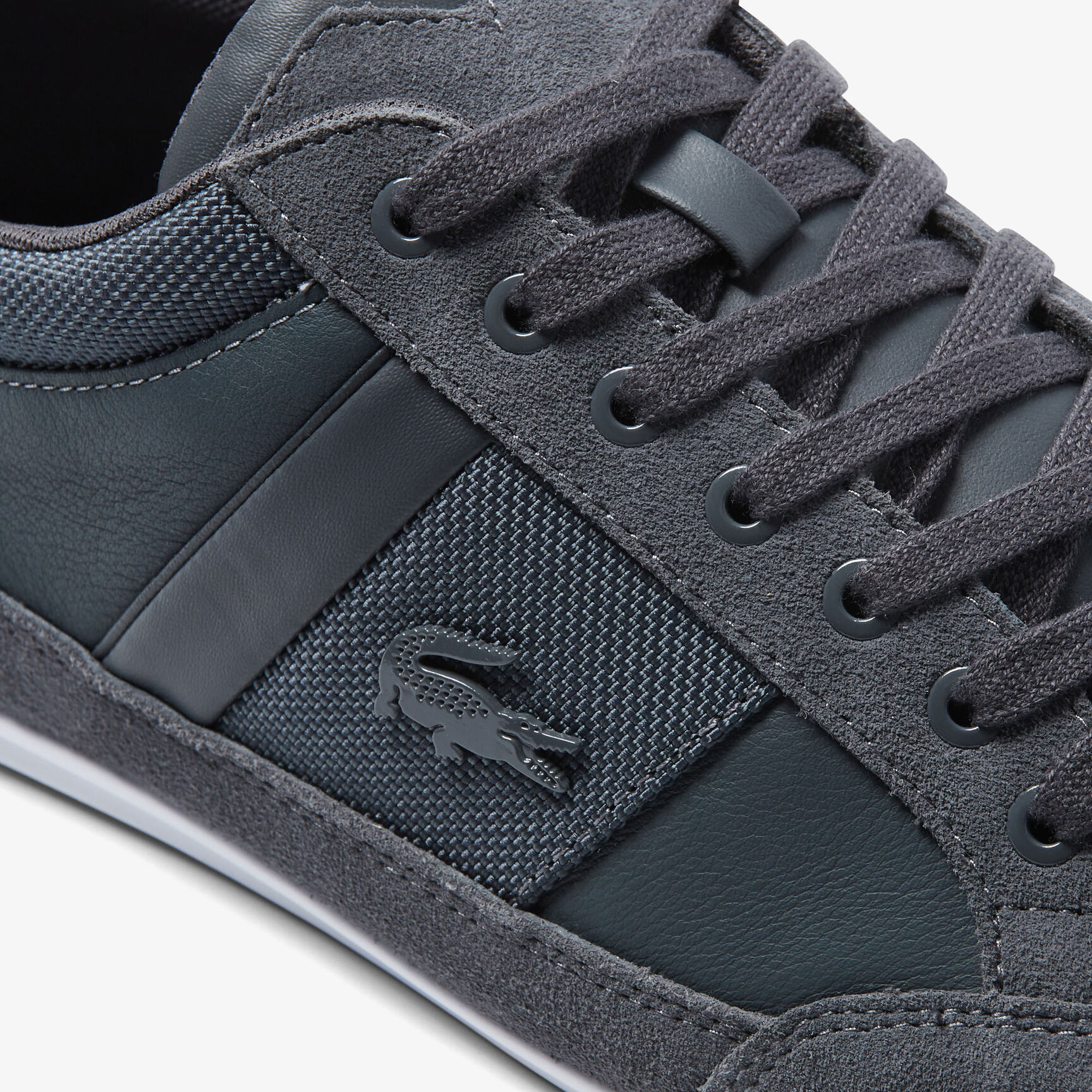 سنيكرز لاكوست شايمون جلد بألوان متعددة للرجال سنيكرز لاكوست شايمون جلد بألوان متعددة للرجال