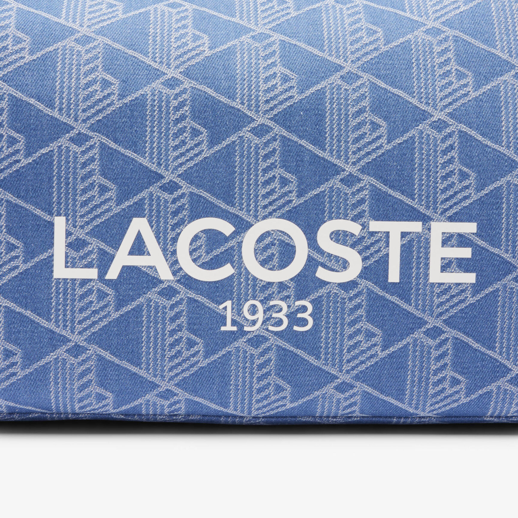 حقيبة كبيرة من قماش الجاكار التراثي حقيبة كبيرة من قماش الجاكار التراثي