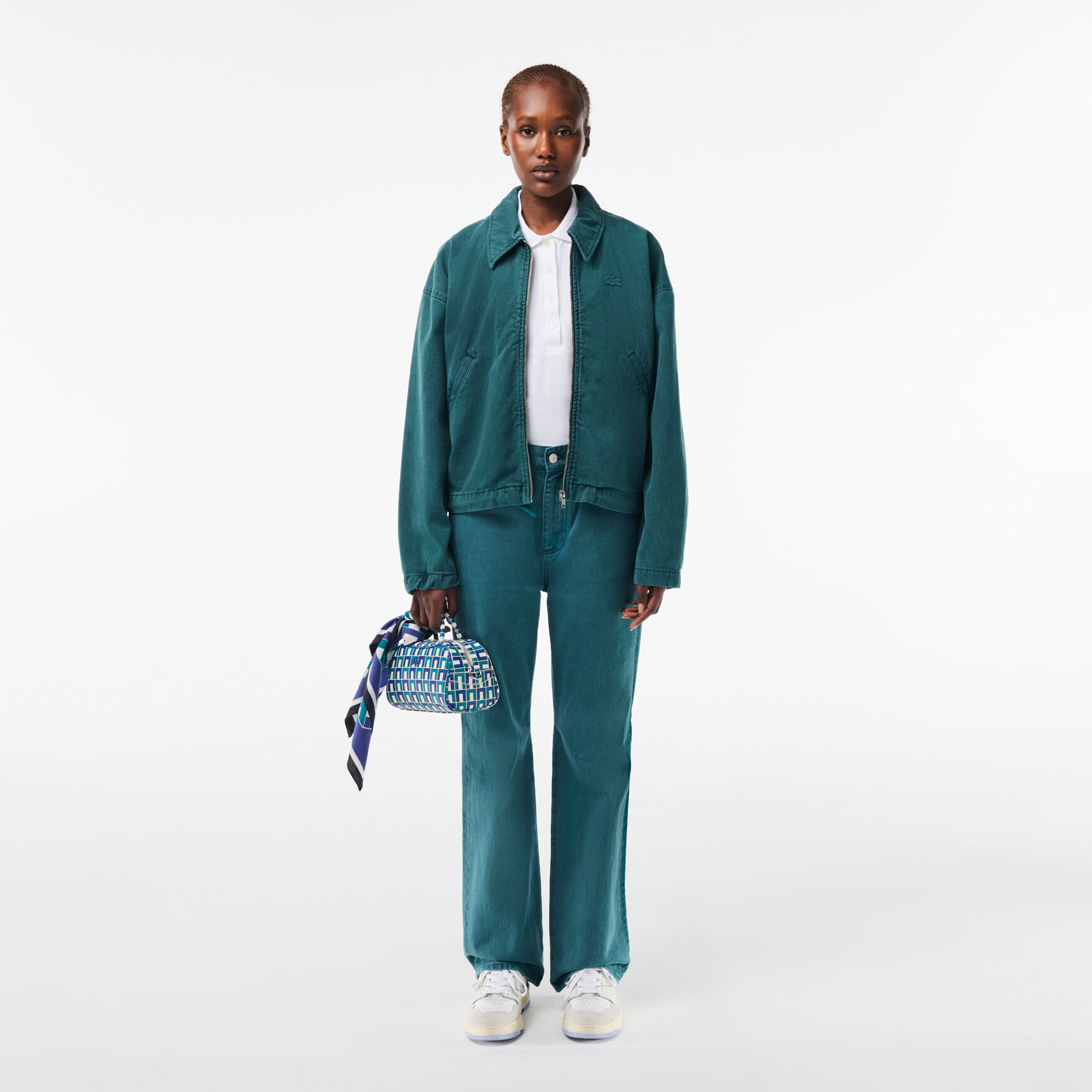 محفظة لورا جلدية صغيرة