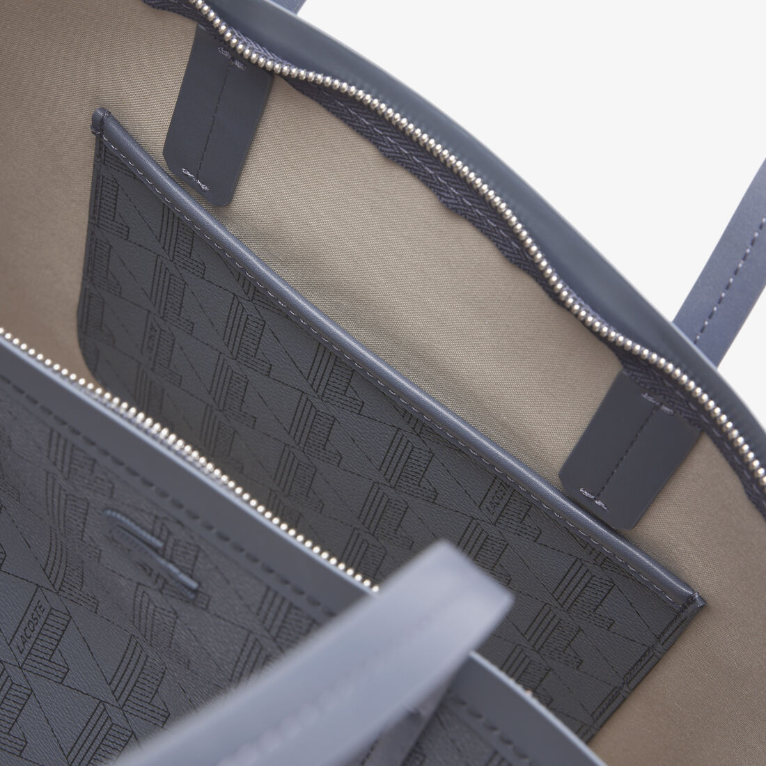 Zely Grained Tote with Pouch Zely Grained Tote with Pouch