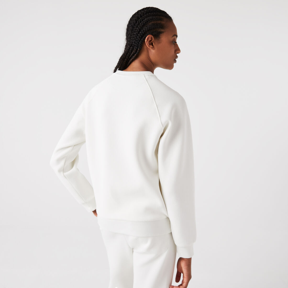 سويت شيرت من مزيج قطن بفتحة رقبة مستديرة للنساء سويت شيرت من مزيج قطن بفتحة رقبة مستديرة للنساء