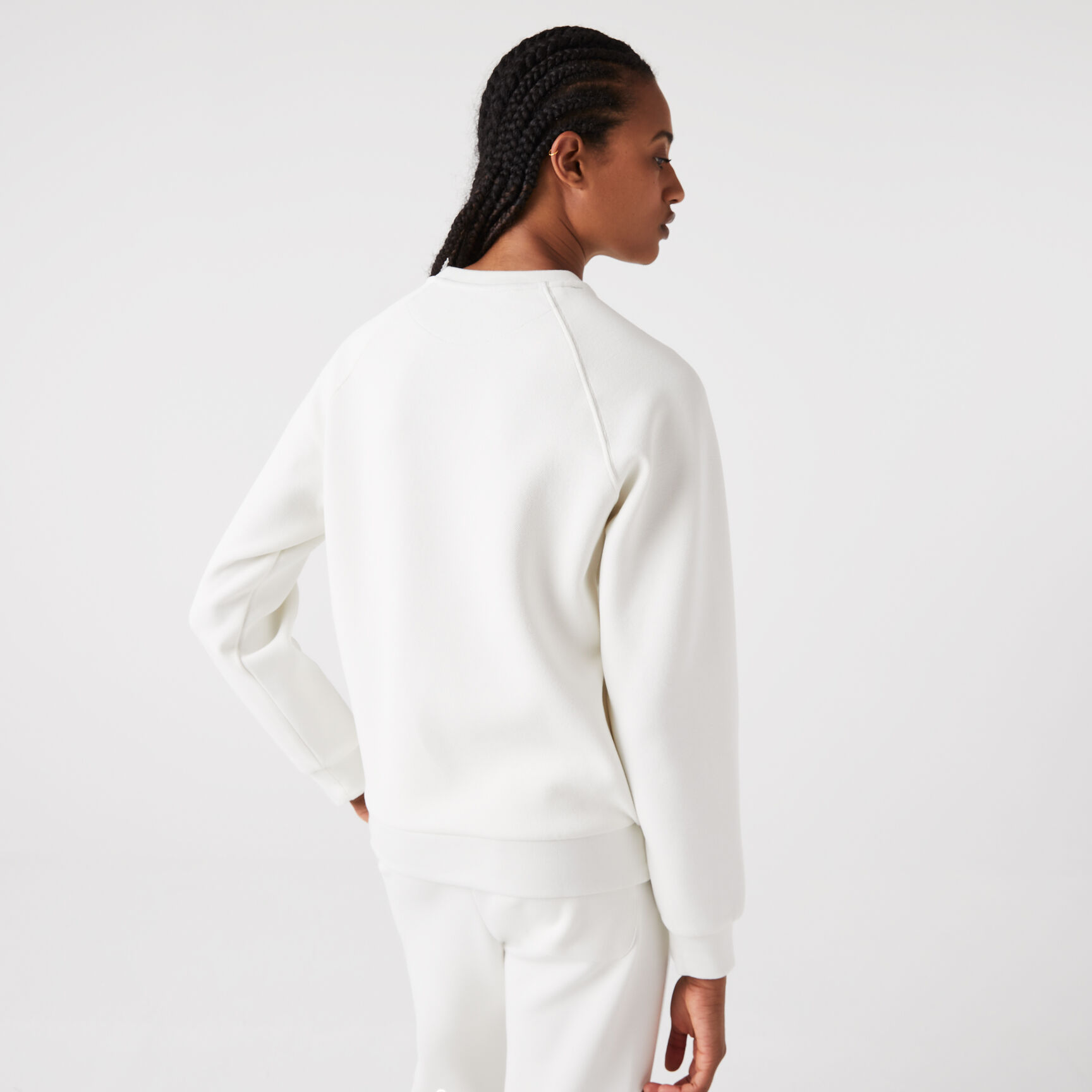 سويت شيرت من مزيج قطن بفتحة رقبة مستديرة للنساء سويت شيرت من مزيج قطن بفتحة رقبة مستديرة للنساء