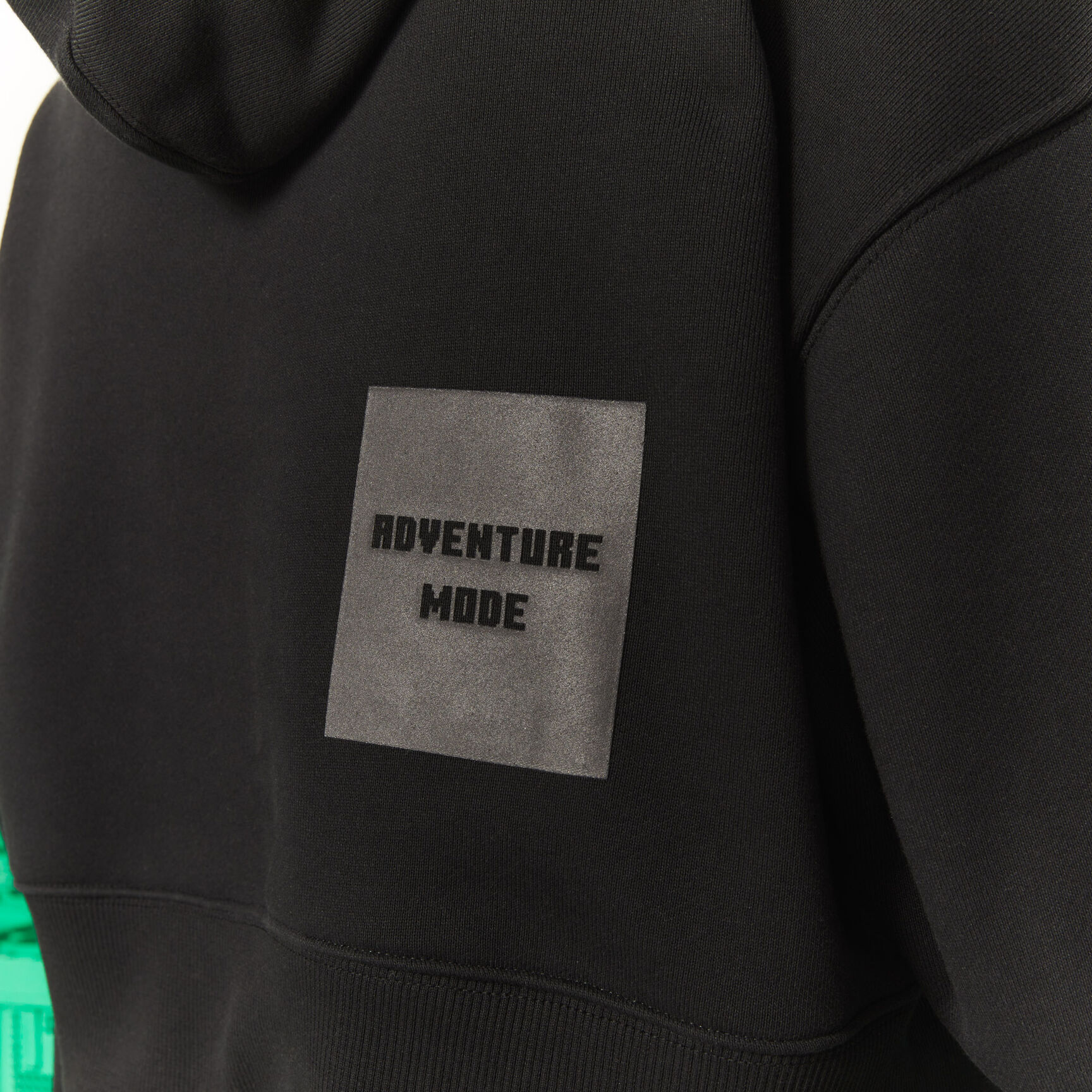هودي صوف بقصة فضفاضة للنساء مجموعة Lacoste L!VE × Minecraft هودي صوف بقصة فضفاضة للنساء مجموعة Lacoste L!VE × Minecraft
