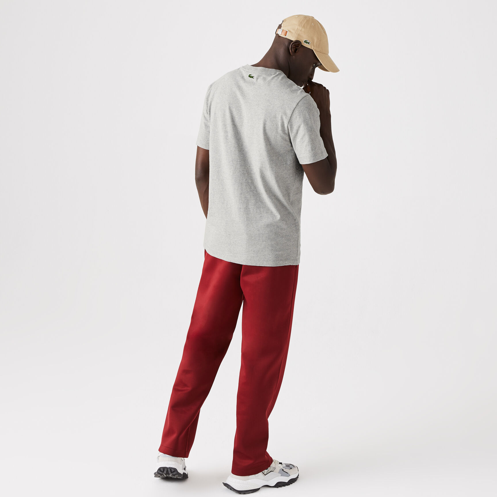 تيشيرت قطني فاخر بشعار مطبوع للرجال تيشيرت قطني فاخر بشعار مطبوع للرجال