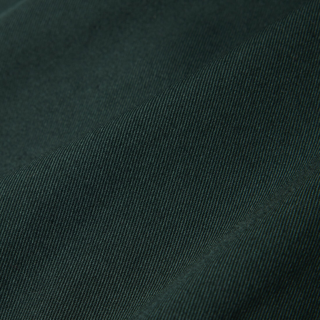 بنطلون كارجو من القطن المائل بنطلون كارجو من القطن المائل