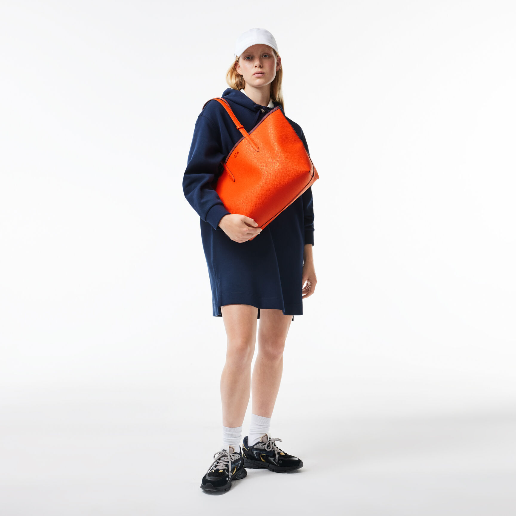 حقيبة آنا القابلة للعكس مع حقيبة صغيرة قابلة للفصل حقيبة آنا القابلة للعكس مع حقيبة صغيرة قابلة للفصل