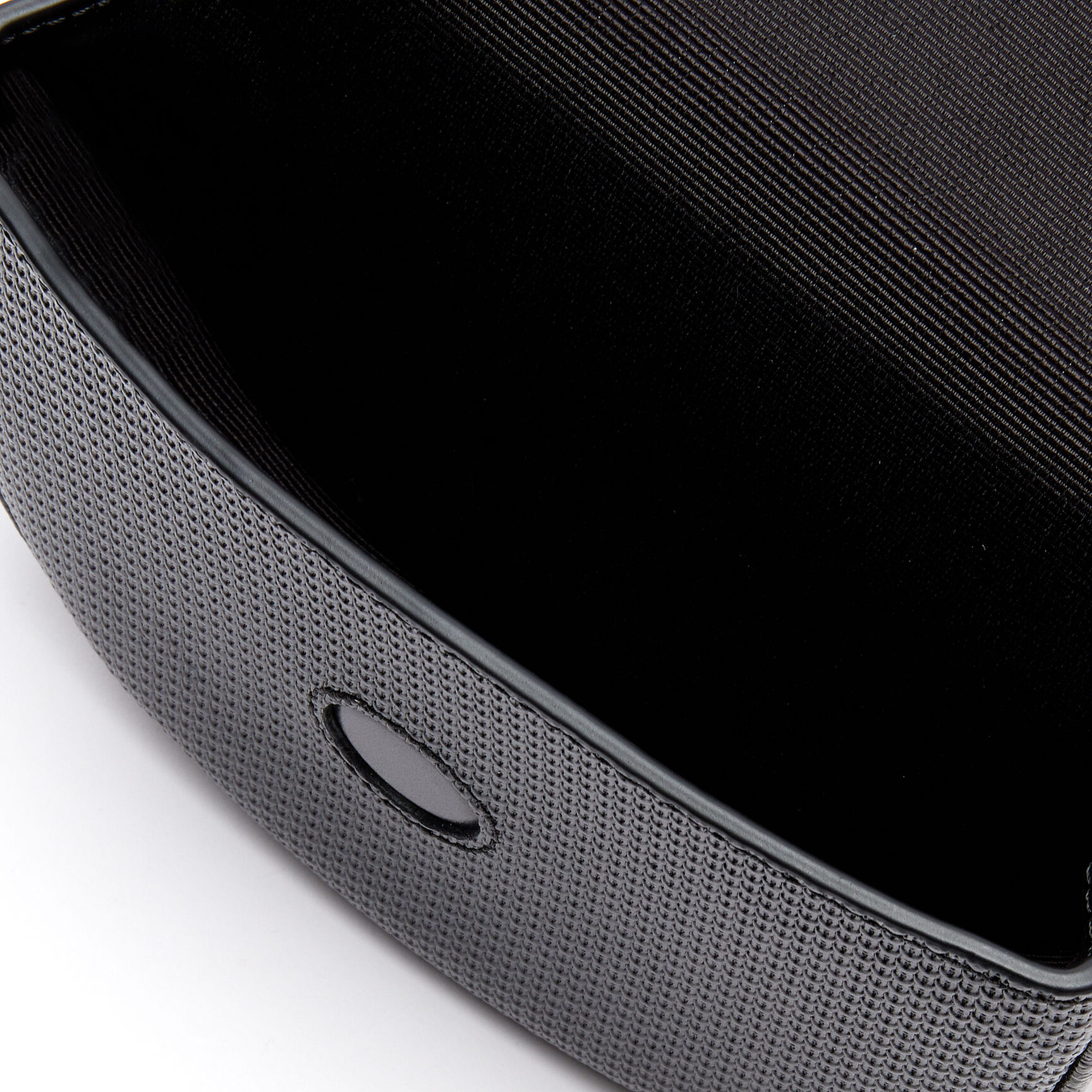 حقيبة بحزام من جلد بيكيه من مجموعة Chantaco للسيدات