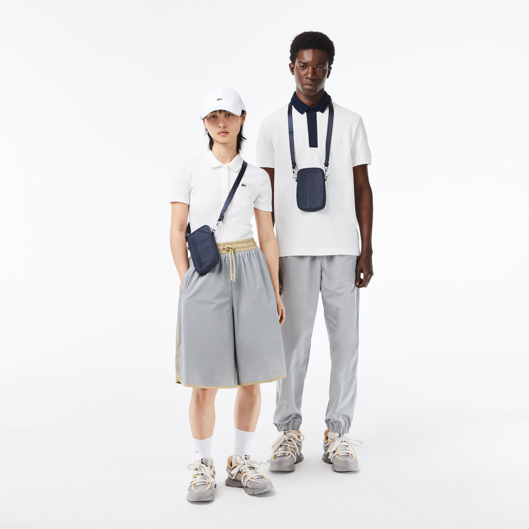 Unisex Lacoste Contrast Branding Smartphone Holder unisex lacoste contrast branding smartphone holder