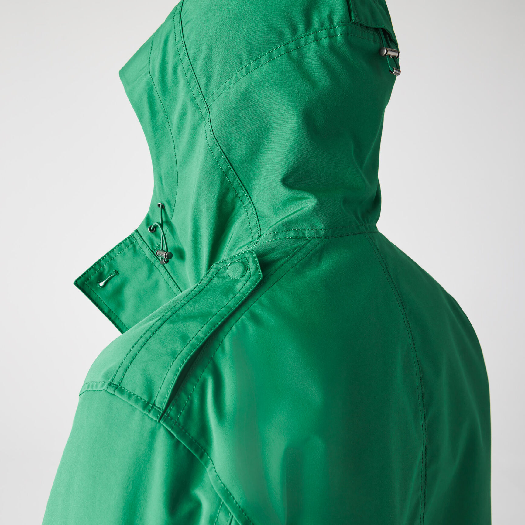 جاكيت باركا قصير مزيج قطن مقاوم للماء بغطاء رأس للرجال