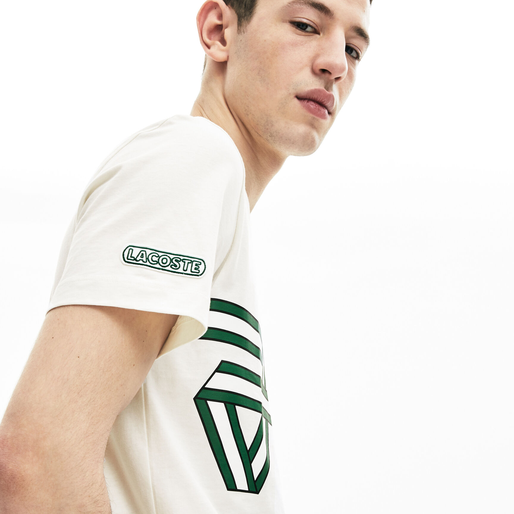 قميص تي-شيرت بفتحة رقبة مستديرة بخطوط مطبوعة للرجال