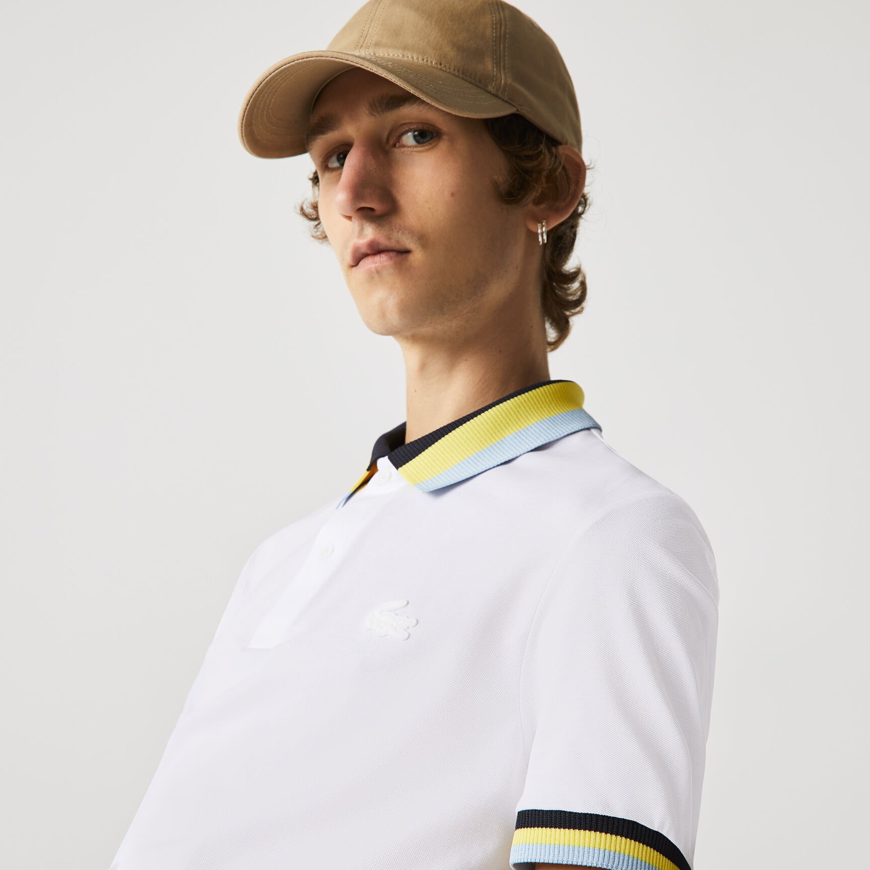 Men’s Lacoste Slim Fit Light Breathable Piqué Polo Men’s Lacoste Slim Fit Light Breathable Piqué Polo